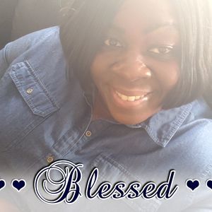 Meet your Posher, Tia